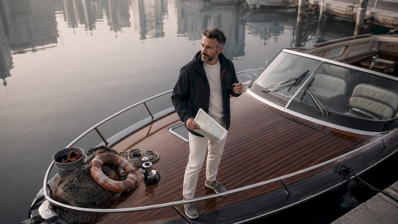 What Is a Day Charter? Pricing, Inclusions, and Tips